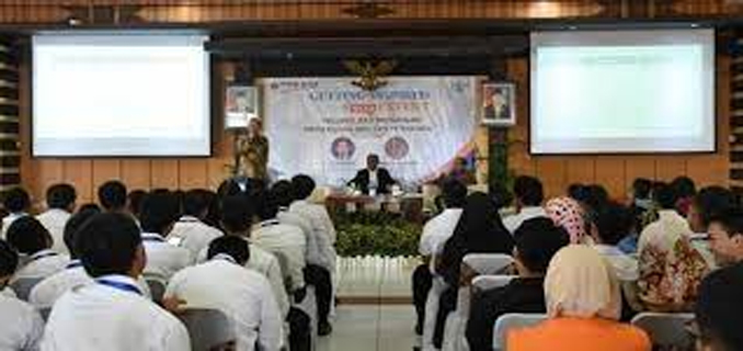 Bisnis Kilang Tak Mati Meski Dunia Berhenti Pakai BBM