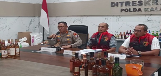 Home industri Miras Ilegal Tiru Merk Ternama Dibongkar